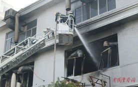 工藝品廠發(fā)生火災(zāi) 圖片中心 中國警察網(wǎng)